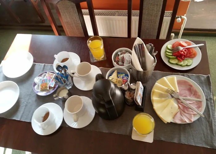 Hotel Prajzko, *