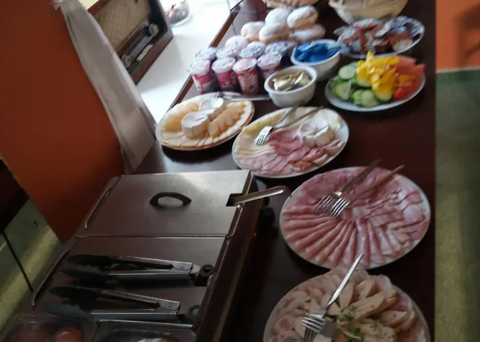 Prajzko, Hotel Hronov